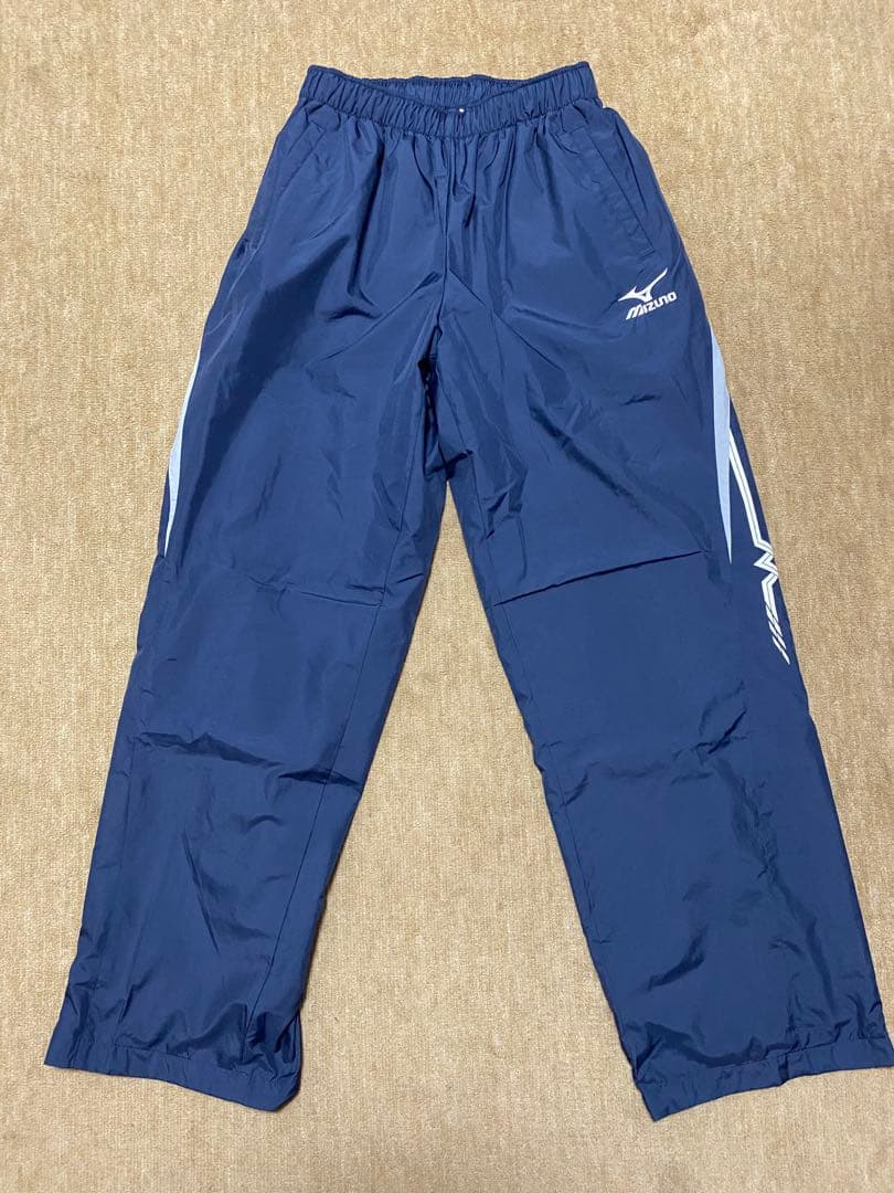 Mizuno ブレスサーモ ウィンドブレーカー上下 メンズL ネイビー 美品です