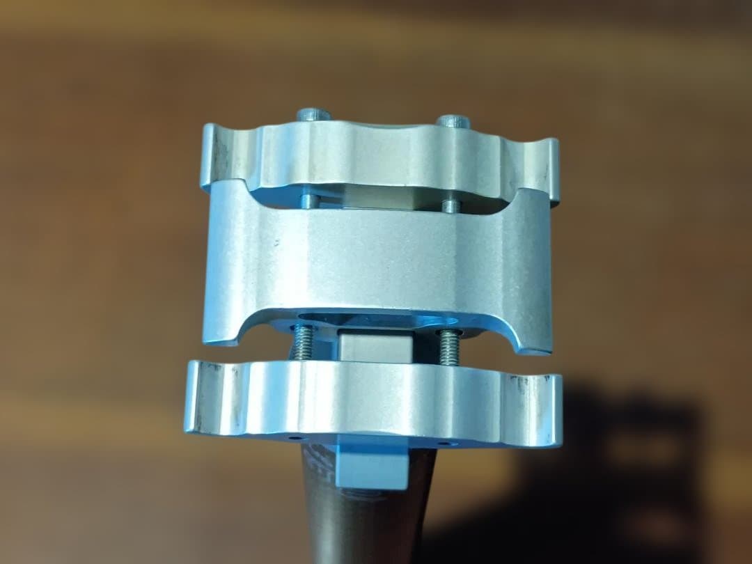 USE1.com カーボンシートポスト 24.9mm LOOK対応 123g