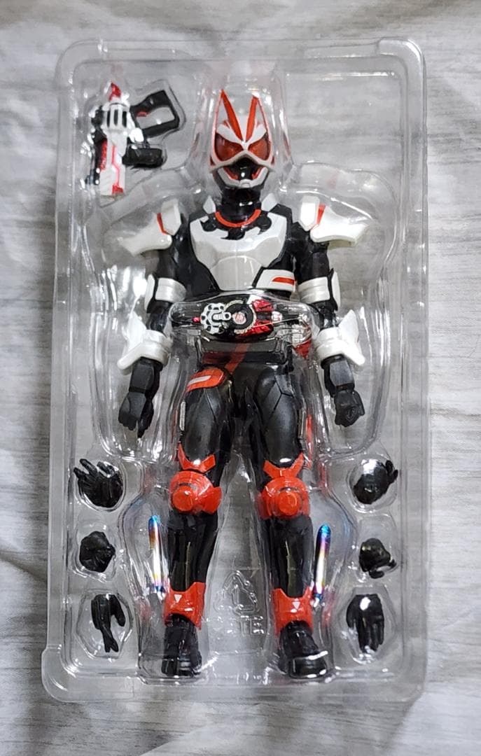 フィギュアーツ 仮面ライダーギーツ マグナムブースト＆ブーストライカー
