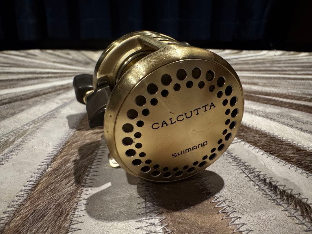 カルカッタ101XT 左巻き