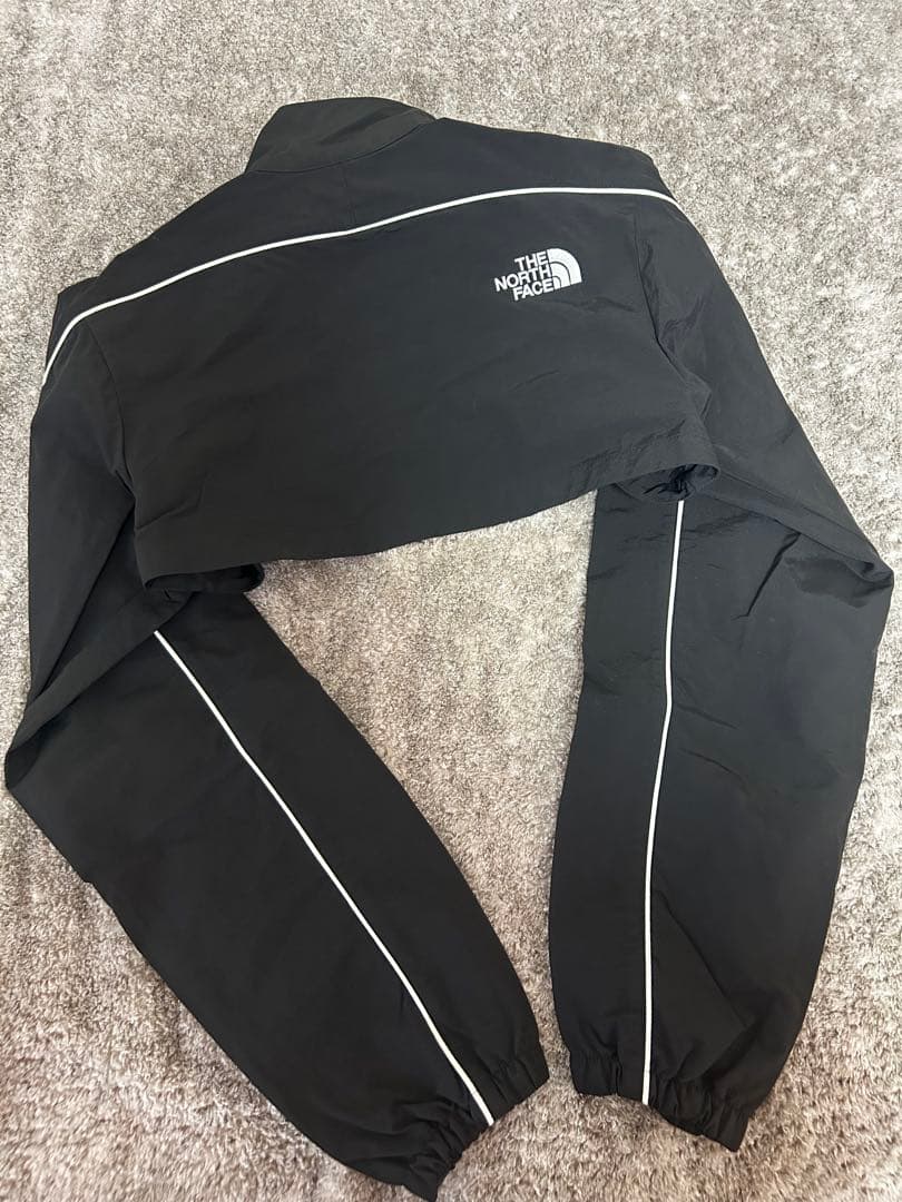 日本未発売THE NORTH FACE ホワイトレーベル　ウィンドブレーカー韓国