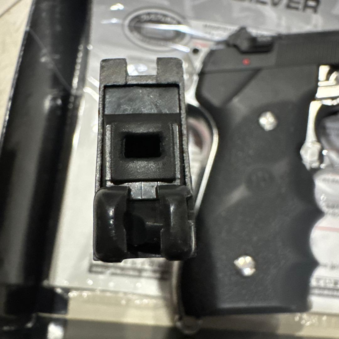 東京マルイ　ガスブローバック　Ｍ92Ｆ　ミリタリーモデル　フレームシルバー