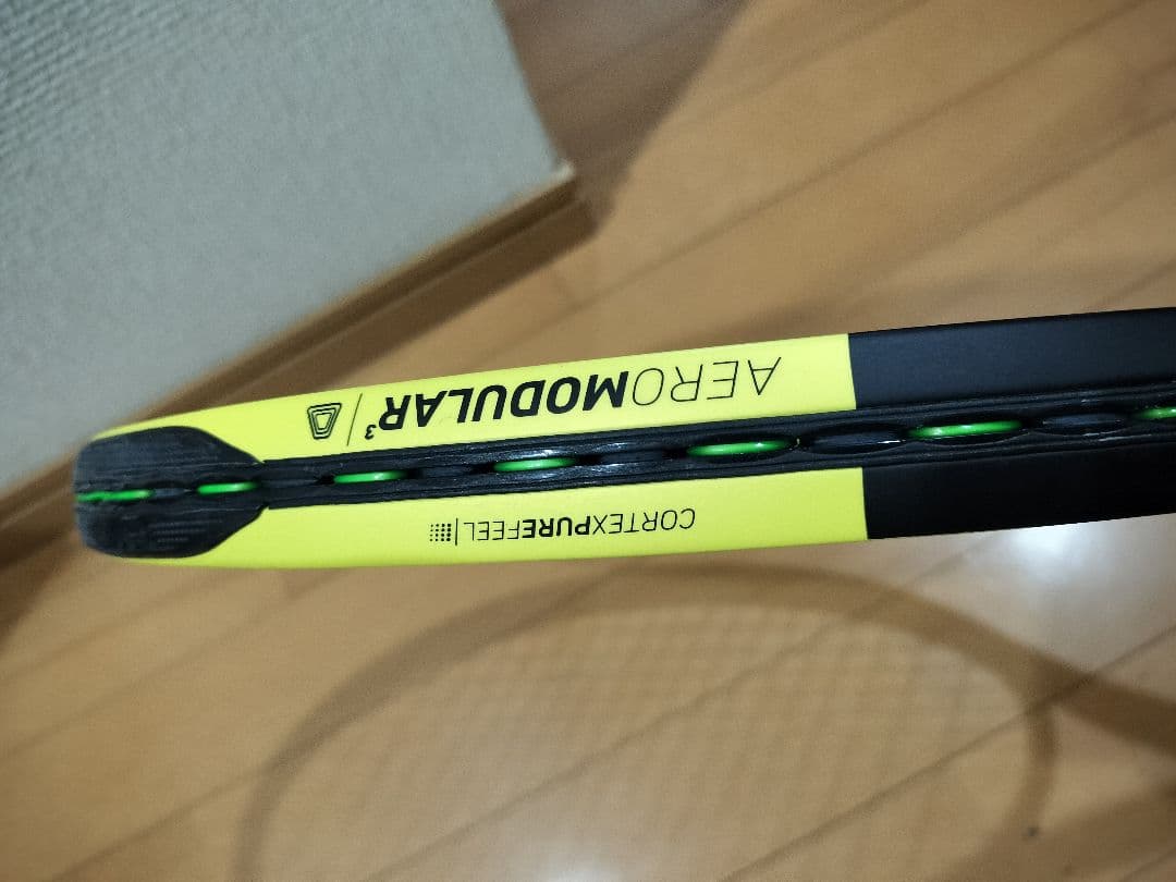 Babolat Pure Aero ピュアアエロ　テニスラケット