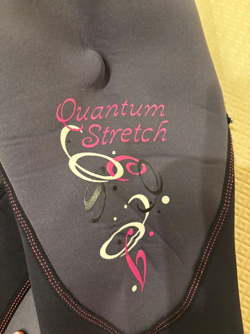 Aqua Lung Quantum Stretch レディースSフルスーツ3mm