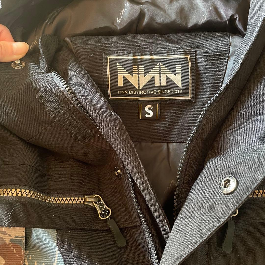 NNN スノーボードウェア