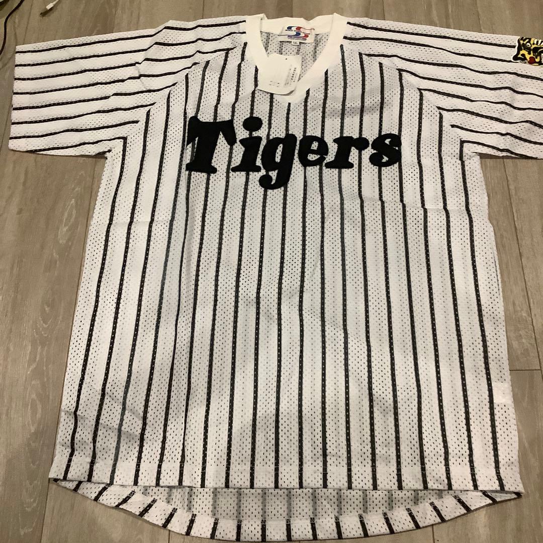 阪神タイガース　ユニフォーム　LLサイズ　未使用
