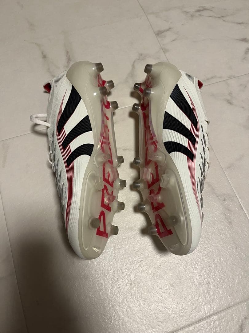 【希少】アディダスサッカースパイク プレデターエリートAG 25.5cm