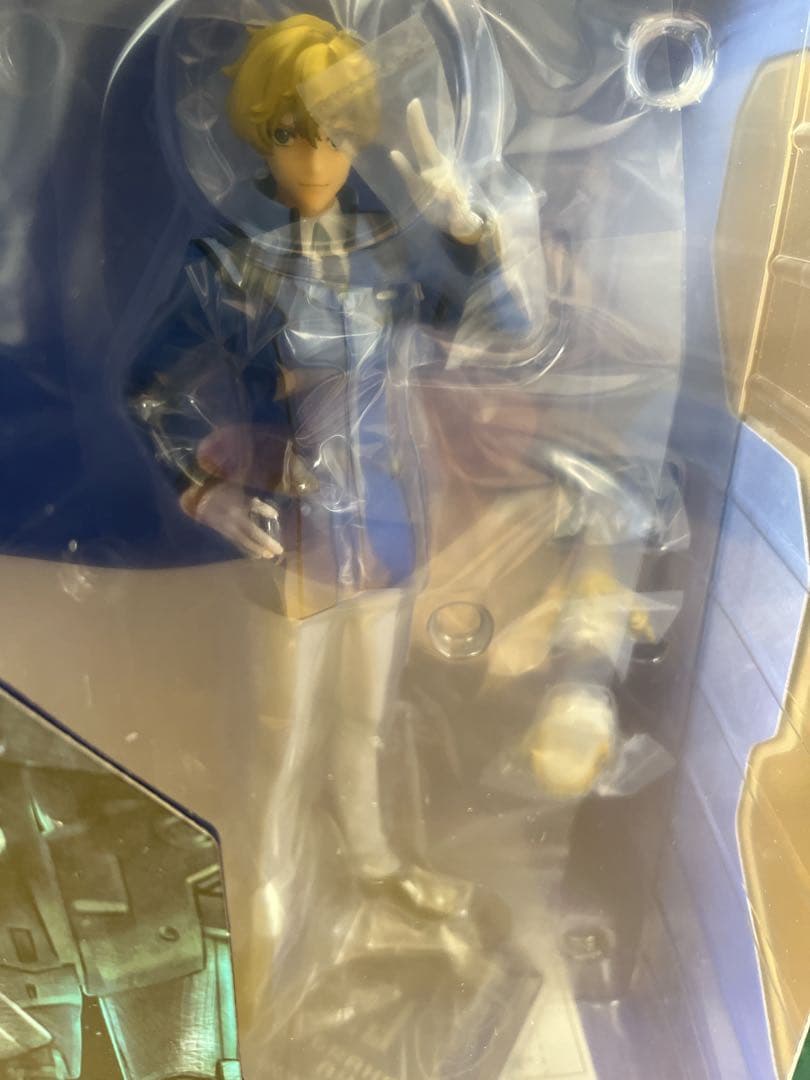 機動戦士ガンダム 00 グラハム・エーカー　特典パーツ付 フィギュア メガハウス