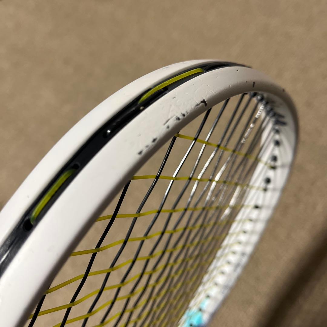 YONEX ボルトレイジ5s 人気のホワイト