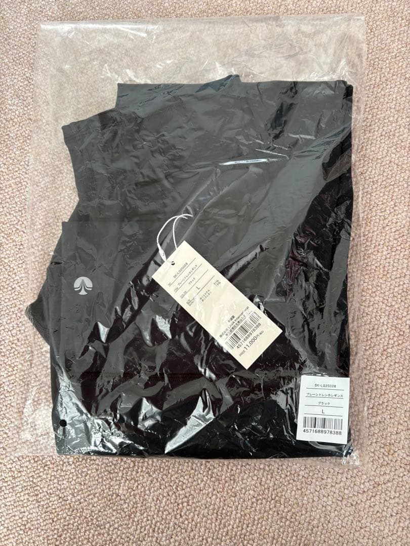 SUKALA プレーンレギンス ブラック Lサイズ　新品