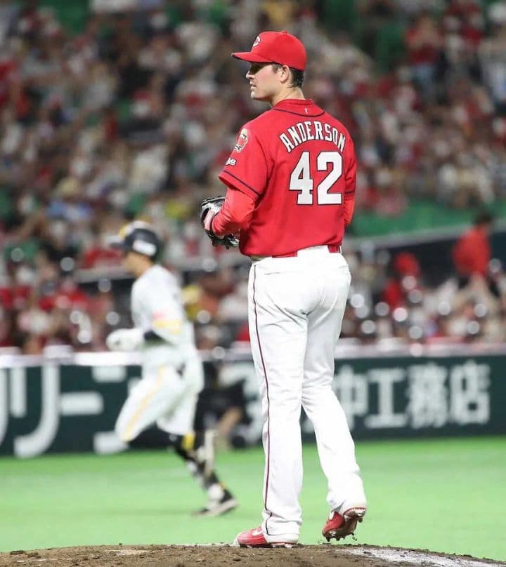 【レア】広島　カープ　アンダーソン　ハイクオリティユニフォーム　デサント　L