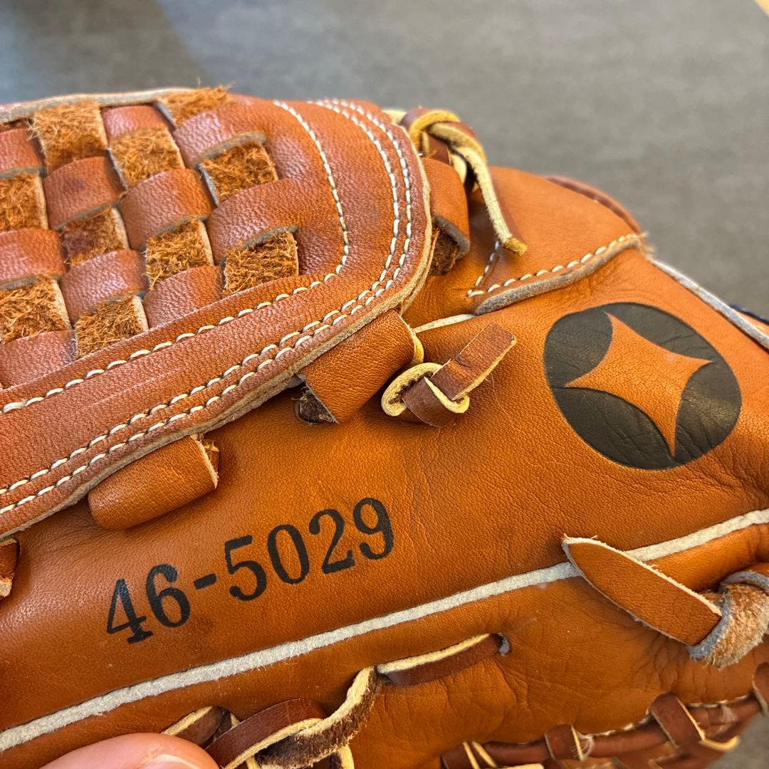 左利き用　SPALDING XP-300 硬式グローブ ブラウン