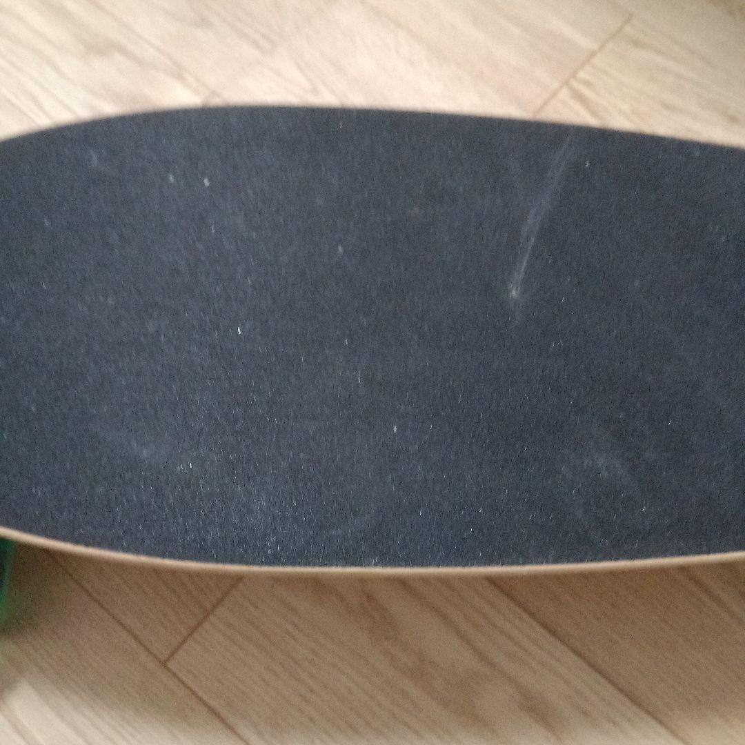 フィッシュテール型サーフスケート