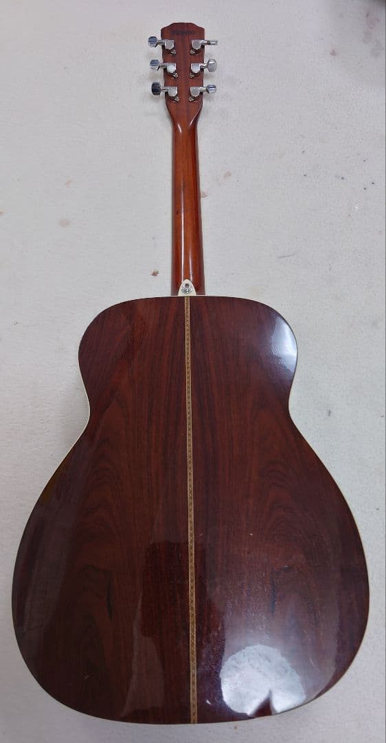 アコースティックギター　Morris　MF-601