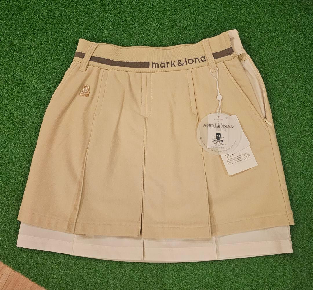 マーク&ロナ　新品タグ付き　スカート