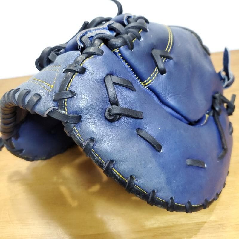 ミズノ 小笠原道大モデル 限定カラー 激レア ファーストミット 軟式グローブ