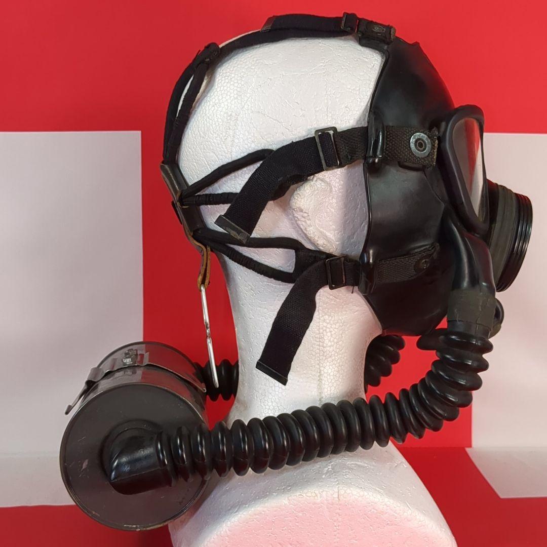 【実物美品】USN Mark IV ガスマスク & バッグ 1940年代製