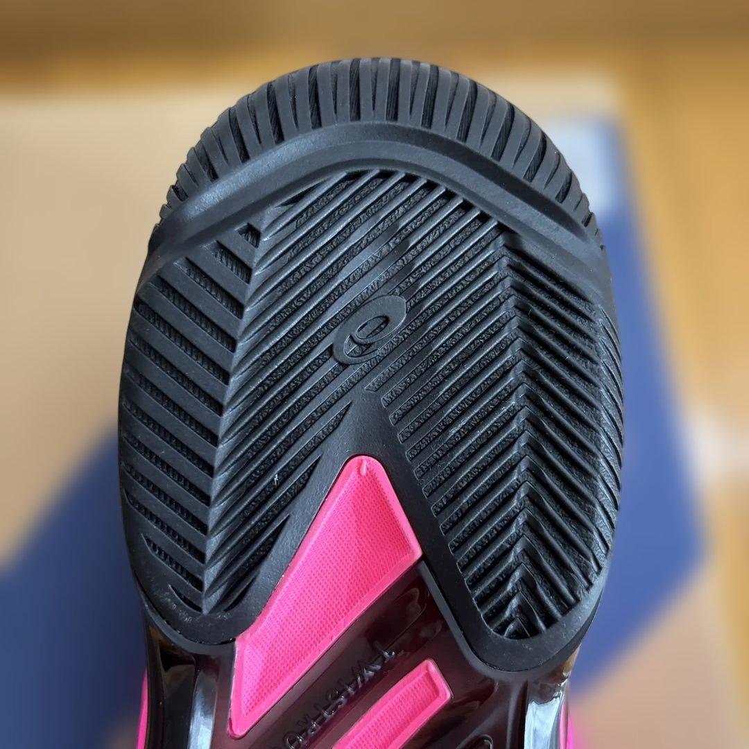[新品未使用]アシックスSOLUTION SPEEDテニスシューズ25.5ピンク