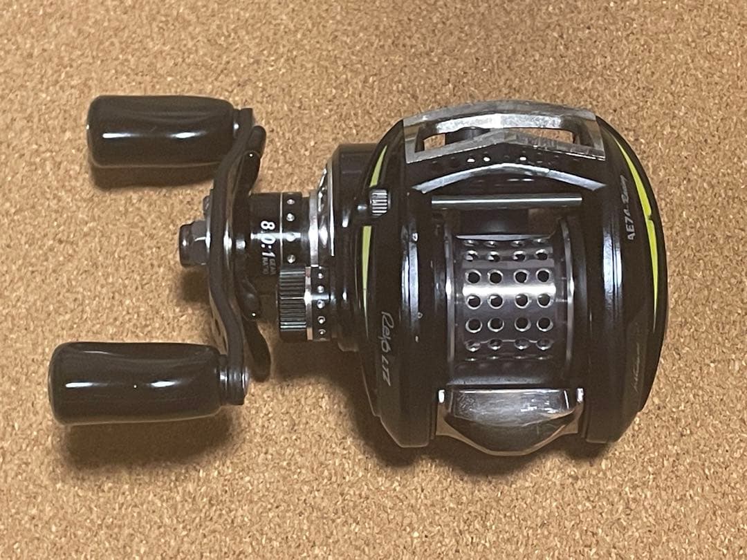アブガルシア レボ LTZ レフトハンドル オマケ付き