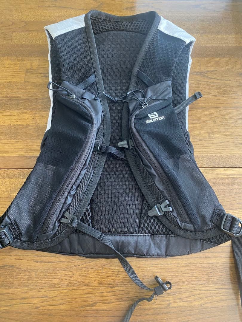 Salomon ランニング用メッシュベスト 6L S