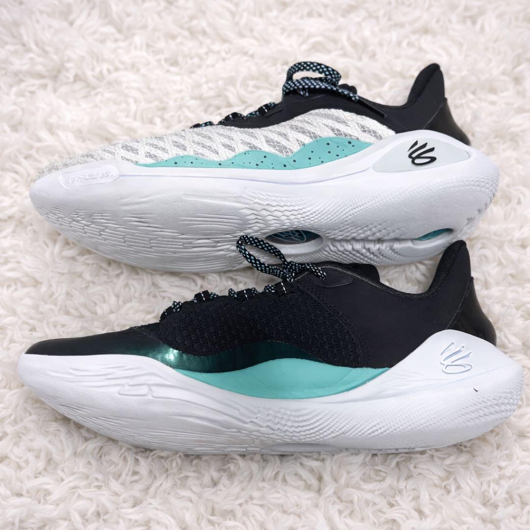 アンダーアーマー CURRY11 カリー バスケットボールシューズ