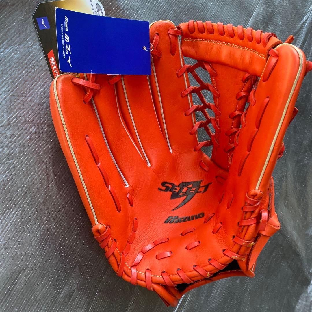 新品MIZUNOミズノセレクト9軟式グローブ外野手向けサイズ14オレンジ　左投用
