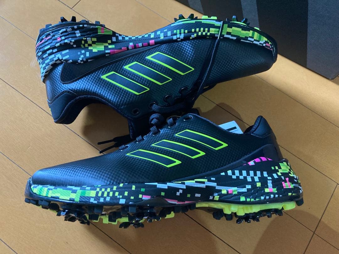 新品adidasアディダスゴルフシューズ　ゼットジー23 グリッチ