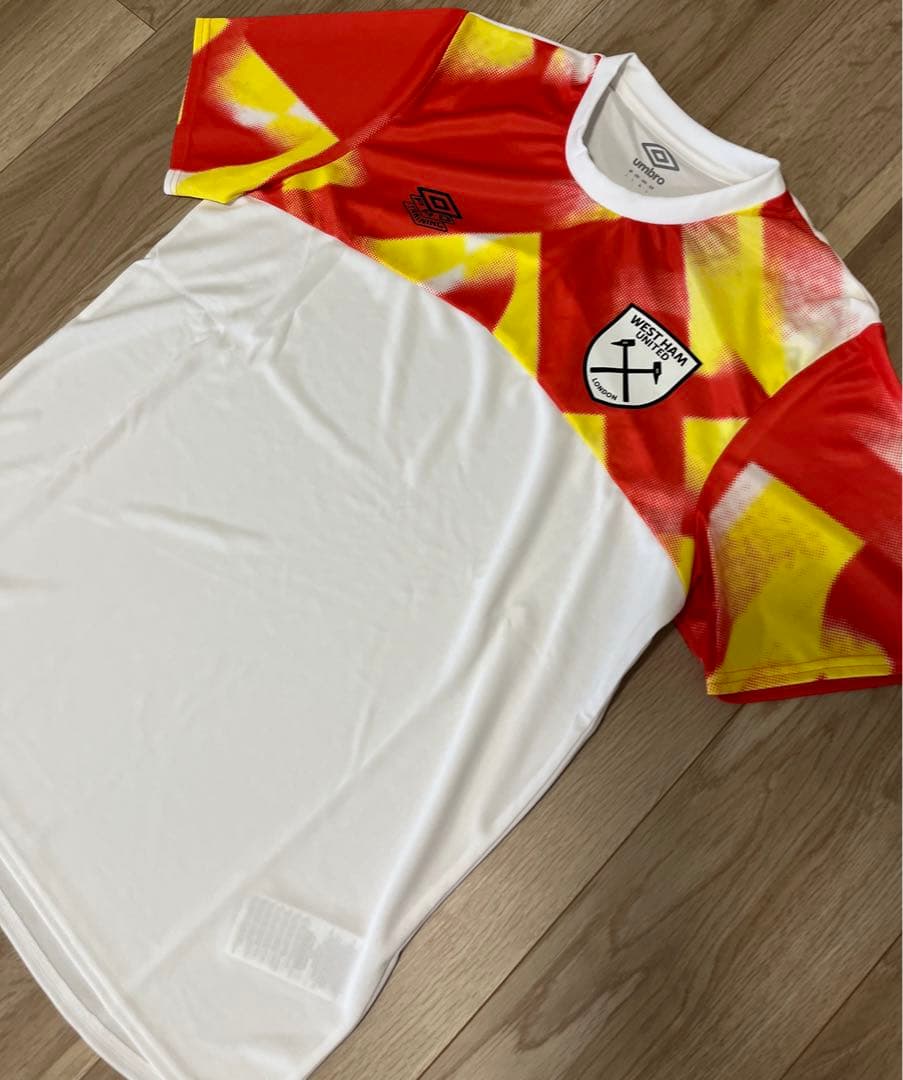 UMBRO ウエストハム　ウェストハム　プラシャツ　プレマッチシャツ　新品　L