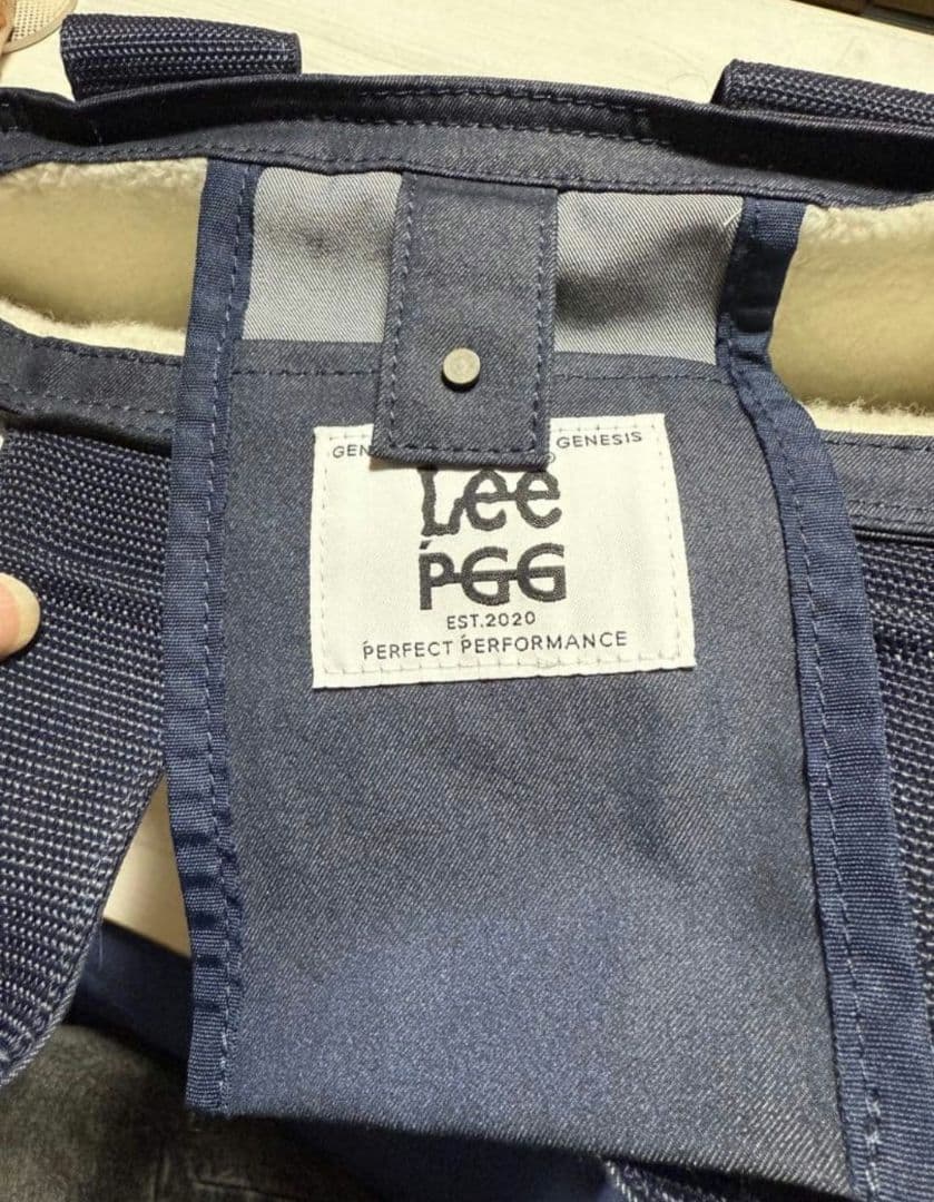 ❣️未使用❣️パーリーゲイツのPGGLeeコラボ デニム地カート、キャップ 2点