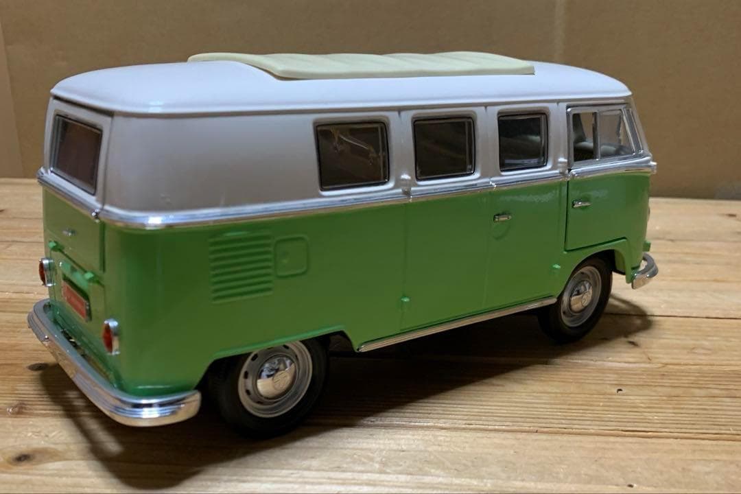 ミニカー 1/18 VW　フォルクスワーゲン　タイプⅡ　1962