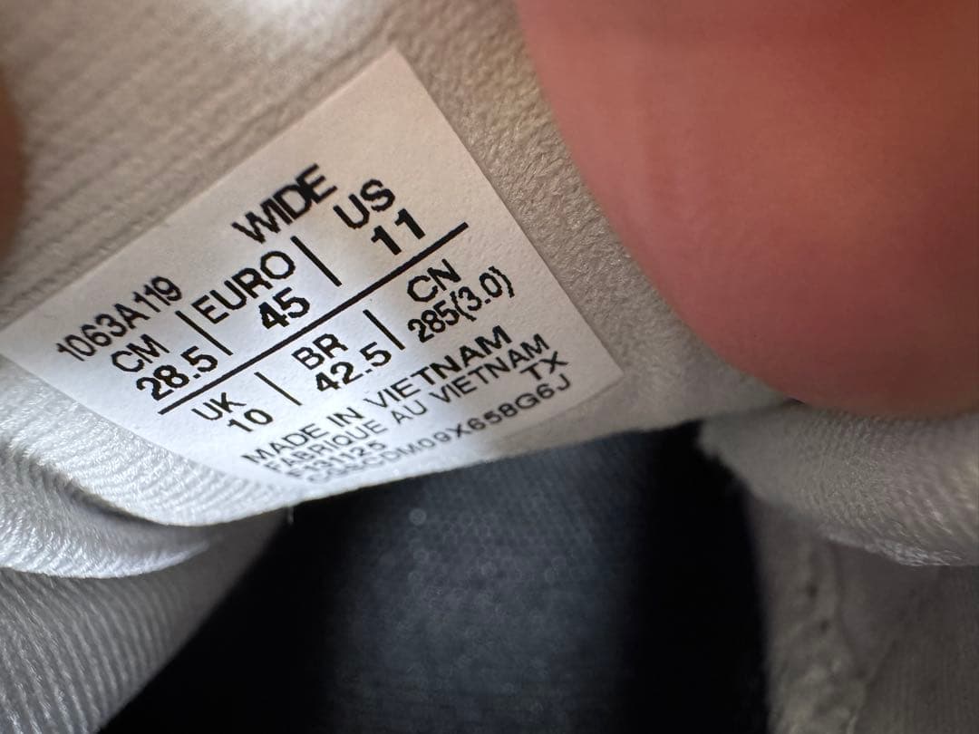 ASICS アンプレアルスlow3 28.5cm