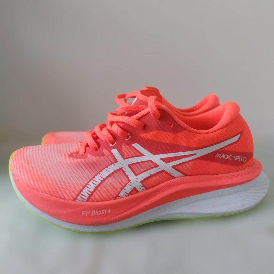 アシックス (MAGIC SPEED 3) ウィメンズ 24,5cm