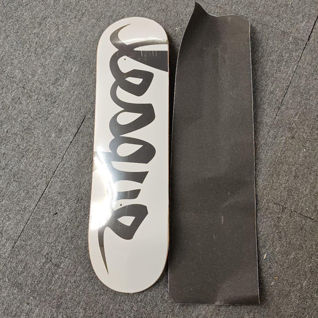 【新品・未使用・正規品】Lesque Skateboards デッキ 8.25