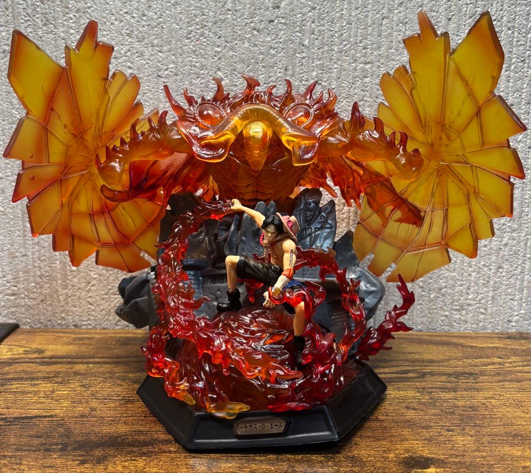 ワンピース　エース　白ひげ　フィギュア　ガレージキット　19cm