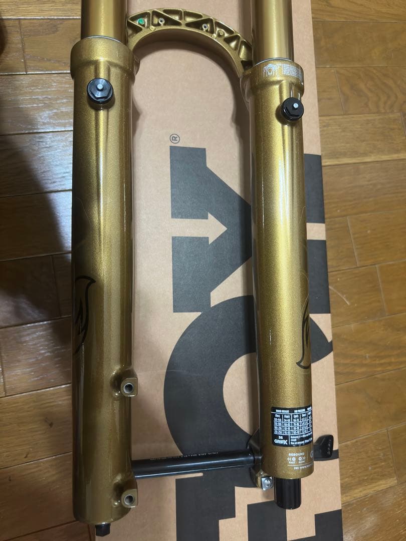 限定モデル　FOX 36 FLOAT GRIP X2 サスペンションフォーク