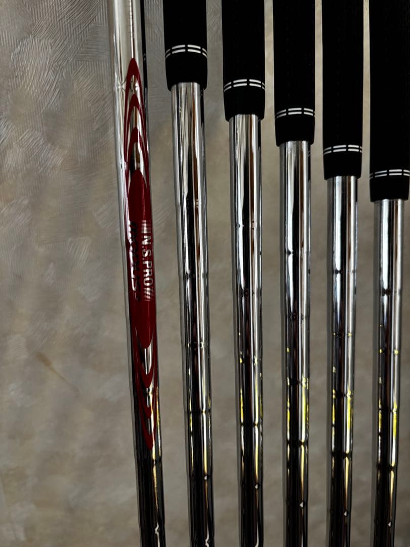 ブリヂストンTOUR B 241CB 5-PW モーダス120 S