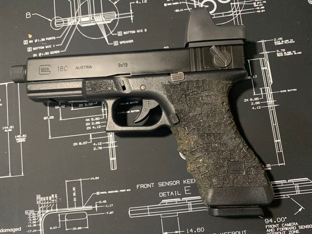 r*o様 東京マルイ Glock 18C ガスブロガン 9x19 光学サイト搭載