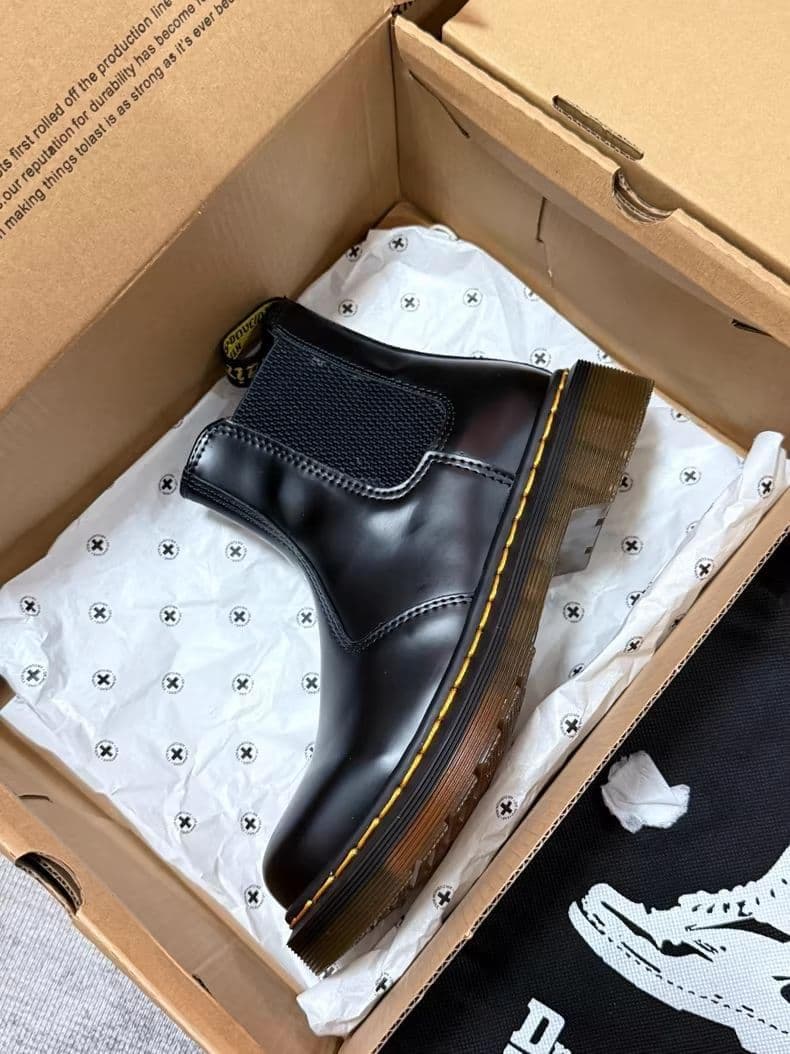 Dr.martens ハイカット マーチンブーツ レディース