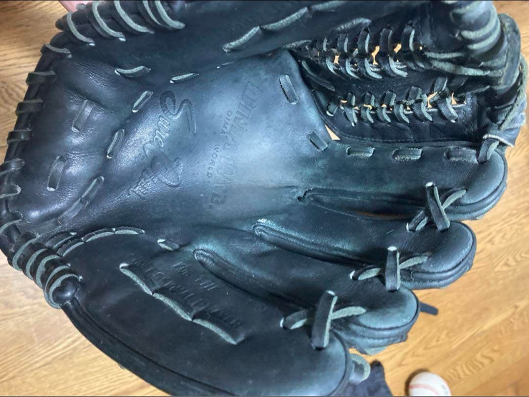 硬式野球グローブ 黒