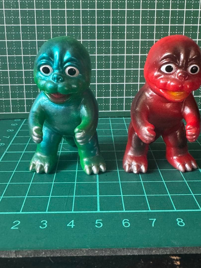 M1号ブルマァクタイプ大怪獣ゴジラシリーズ ミニミニラ　赤成形　緑成形