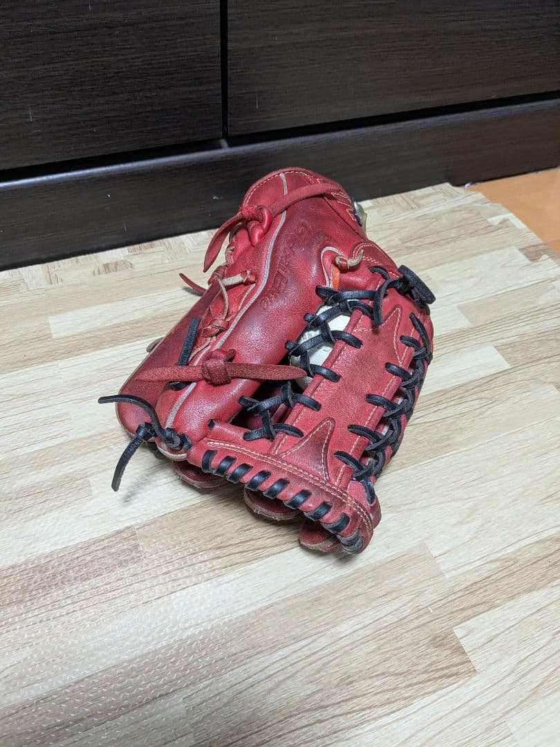Mizuno Global Elite 軟式グローブ レッド