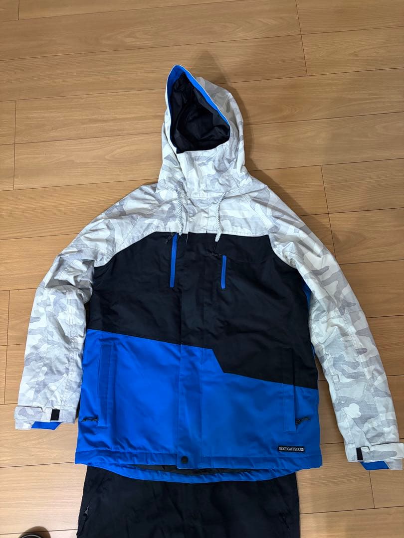 スノボ　ウェア　686