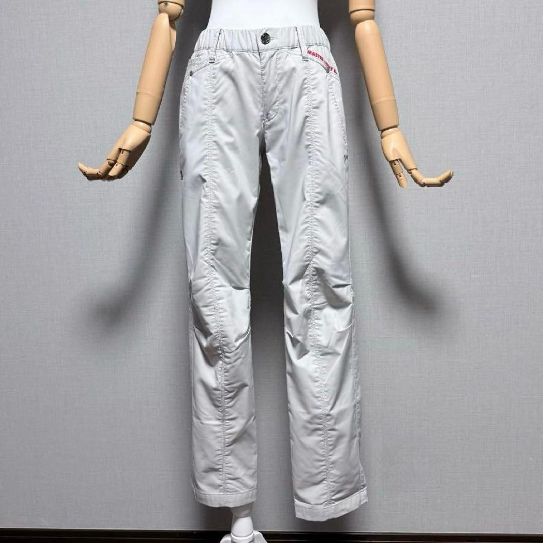 美品　マスターバニー ゴルフパンツ 0ライトグレー 立体裁断　春　パーリーゲイツ