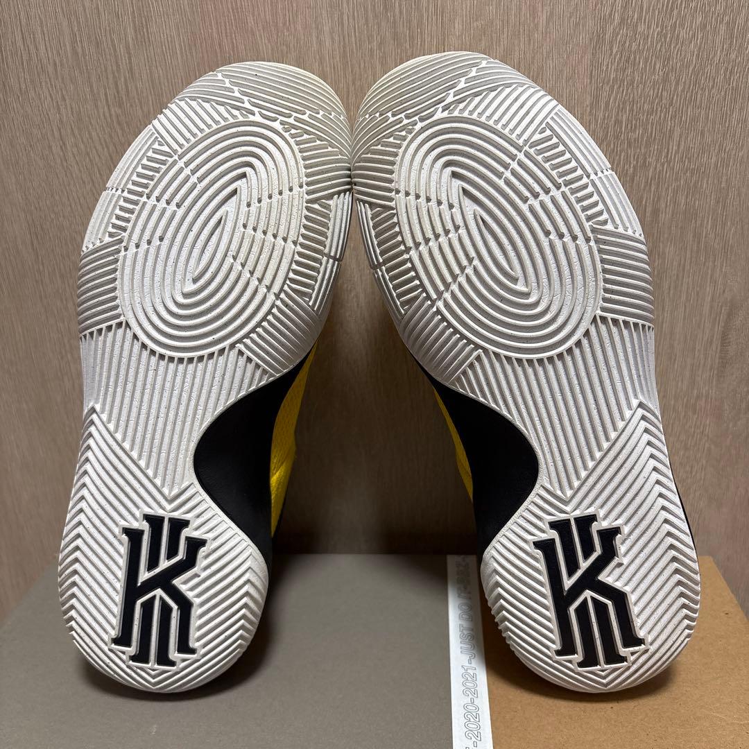 シューズ(男性用) Nike Kyrie 2 Australia