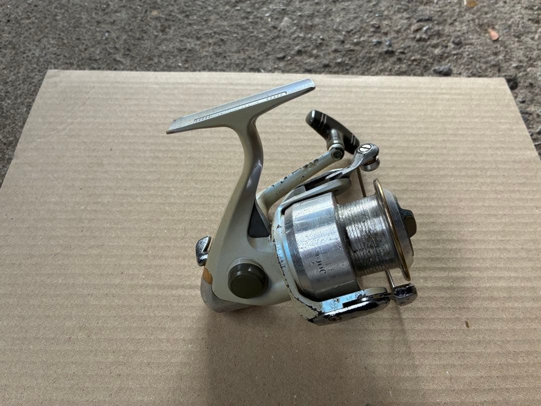 DAIWA スピニングリール 8点セット