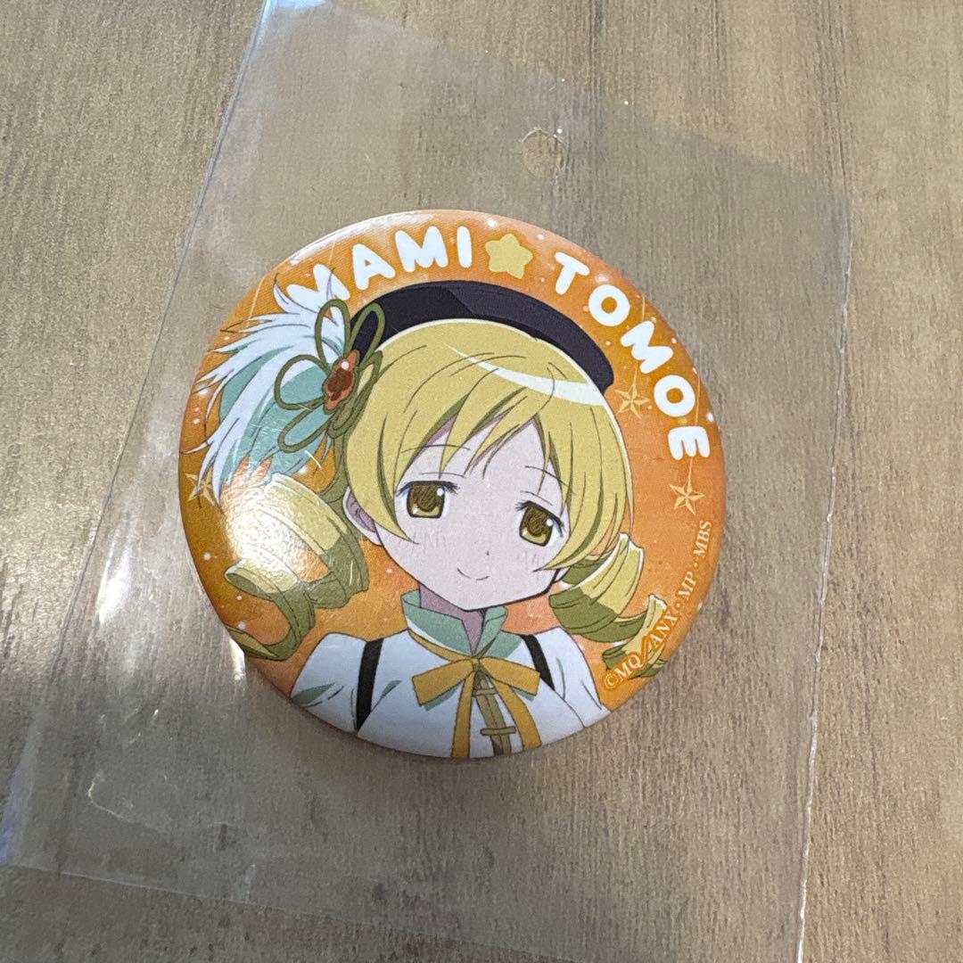 まどマギ ドンキ　コラボ　缶バッジ