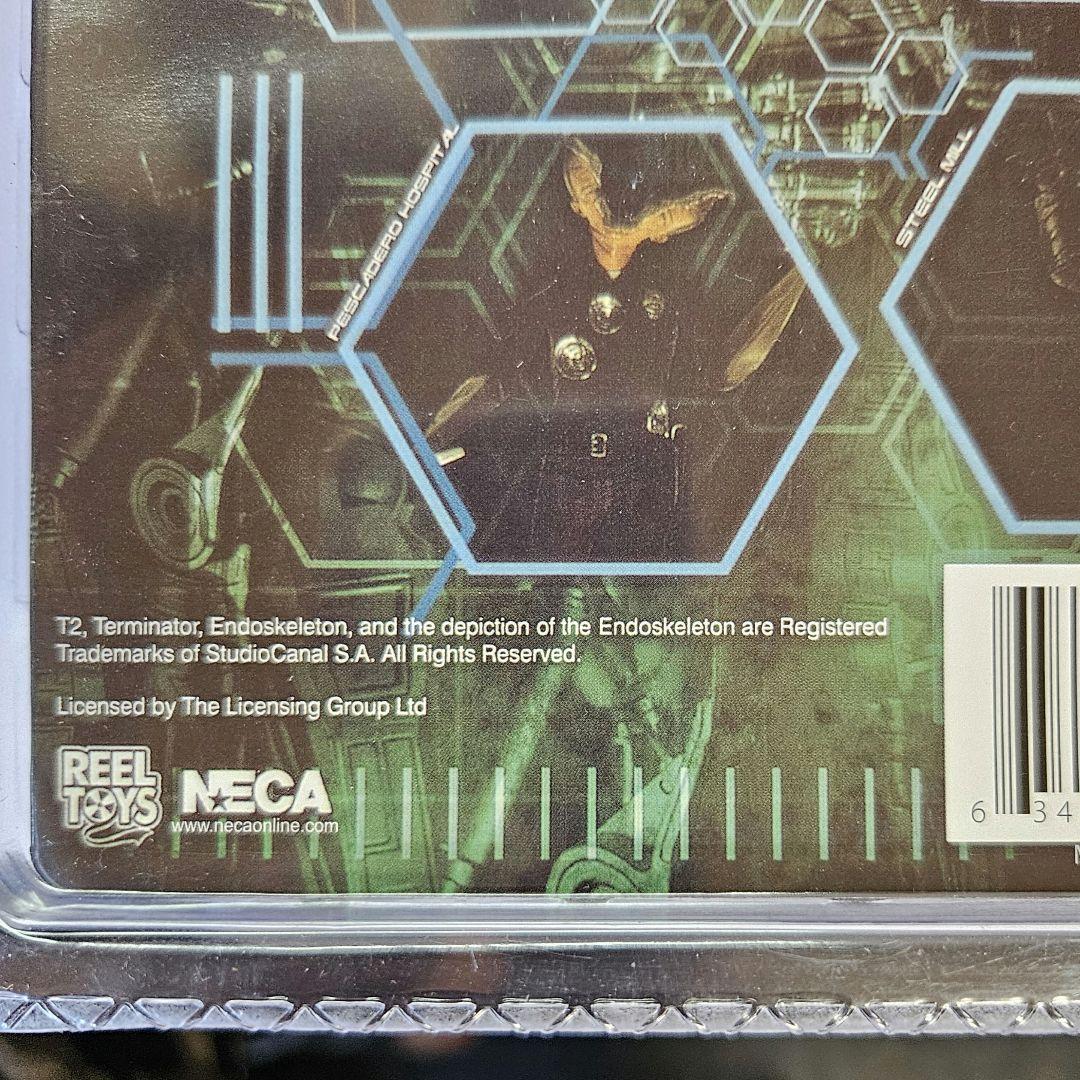 NECA　ネカ　ターミネーター2　T-800　フィギュア　新品　未開封