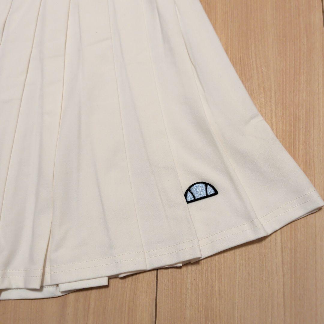 ☆海外ウェア　ellesse プリーツスカート クリーム　UK-XS