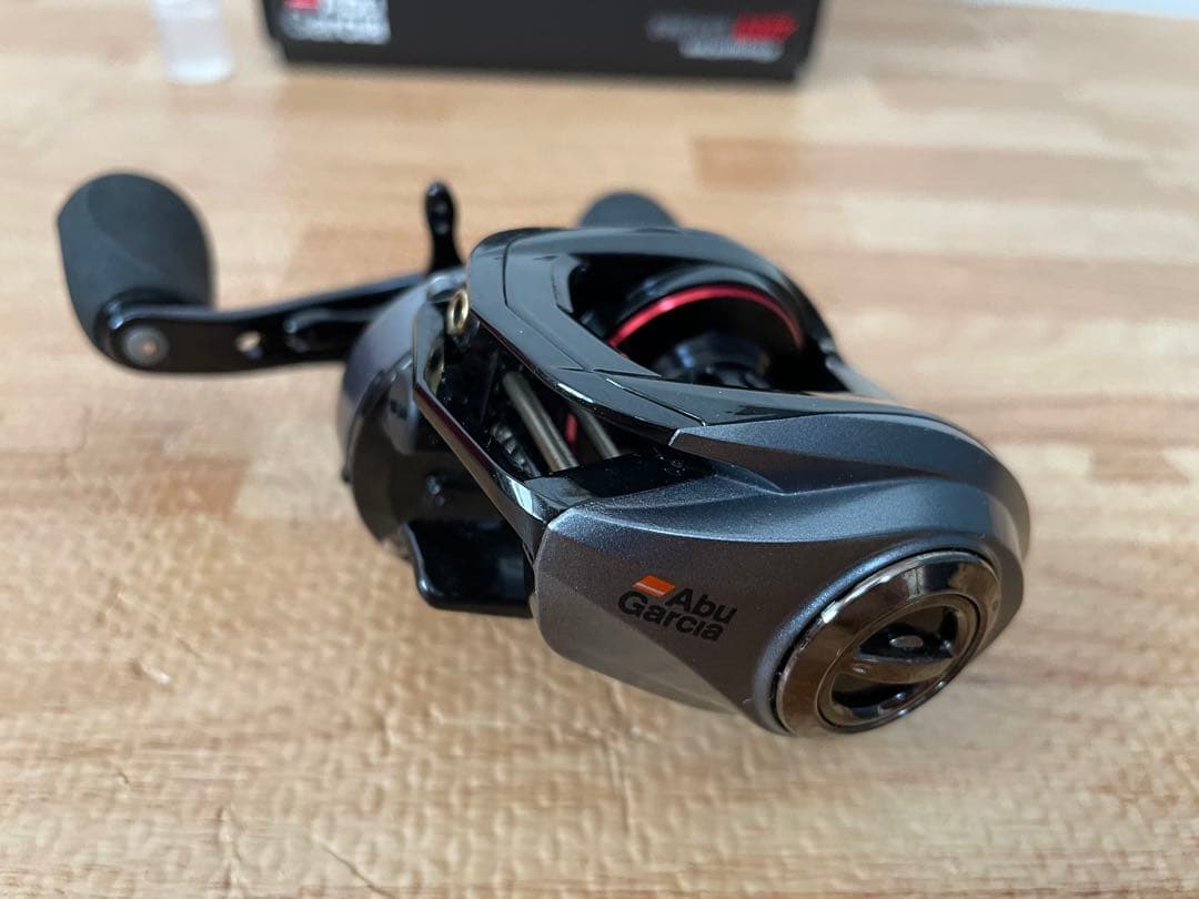 Abu Garcia REVO LT7 リール