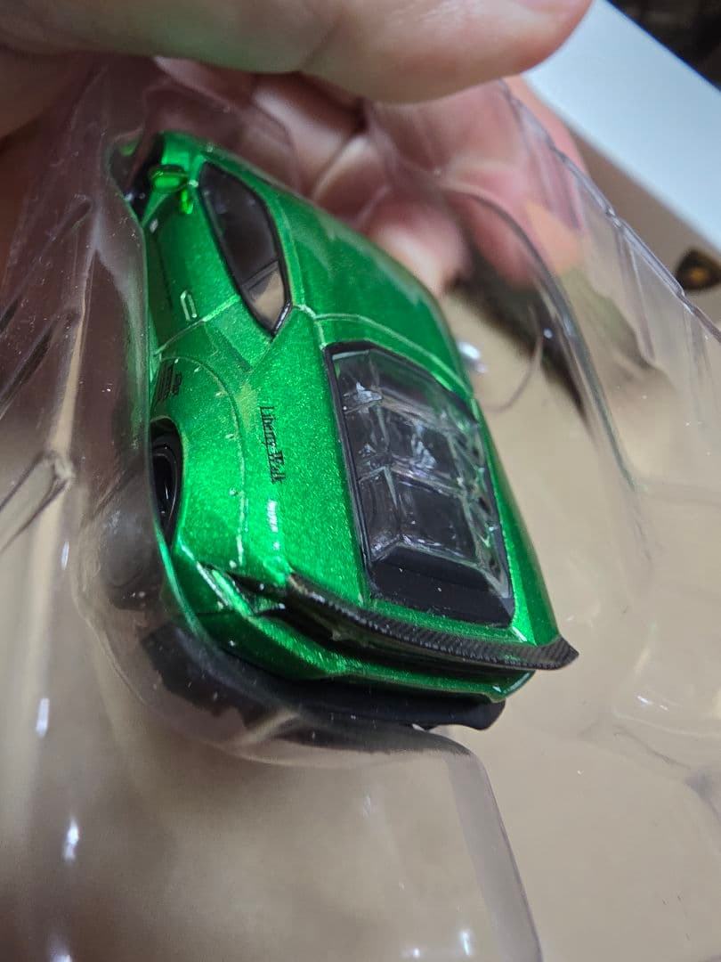 MINI GT LB★WORKS Lamborghini Huracanグリーン